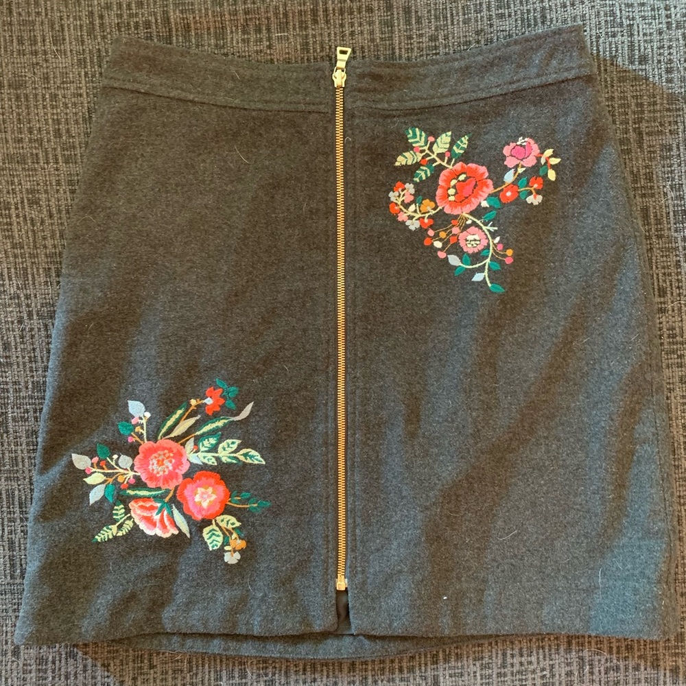 Loft wool skirt